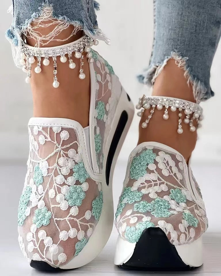 Floral Embroidery Mesh Women's Sneakers